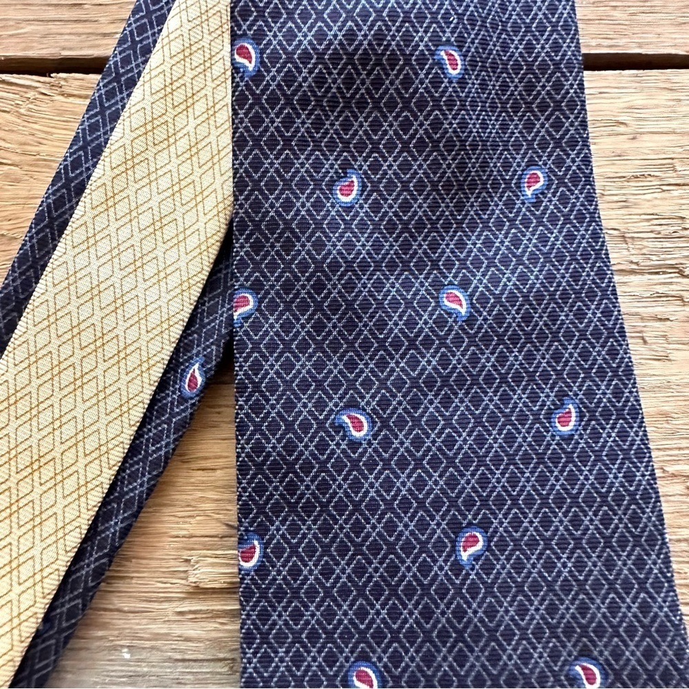 Tommy Hilfiger 100% Silk Paisley Tie Black O/S - Picture 2 of 5